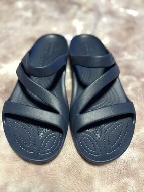 CROCS Women's Navy Slide Sandals with Cross Straps